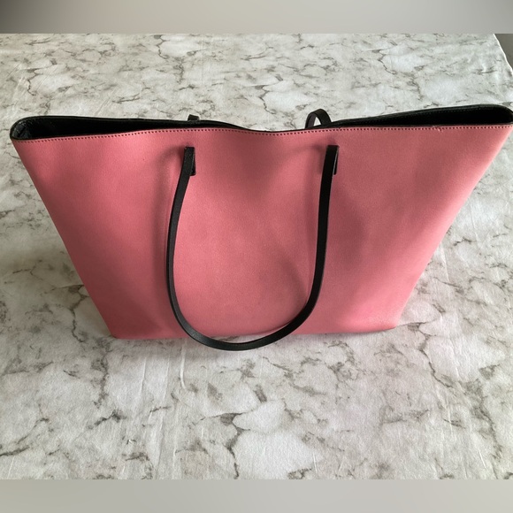 Fendi pink monster tote! - Picture 13 of 15